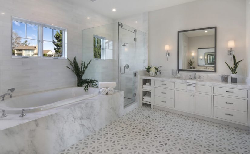 27+ Elegant White Bathroom Ideas to Inspire Your Home