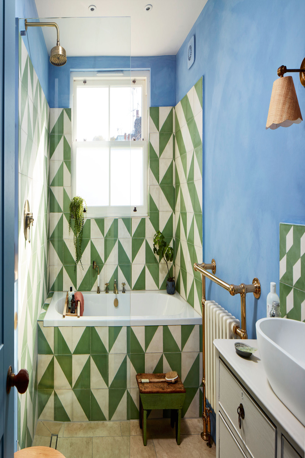 Bathroom paint ideas:  best paint schemes for your bathroom