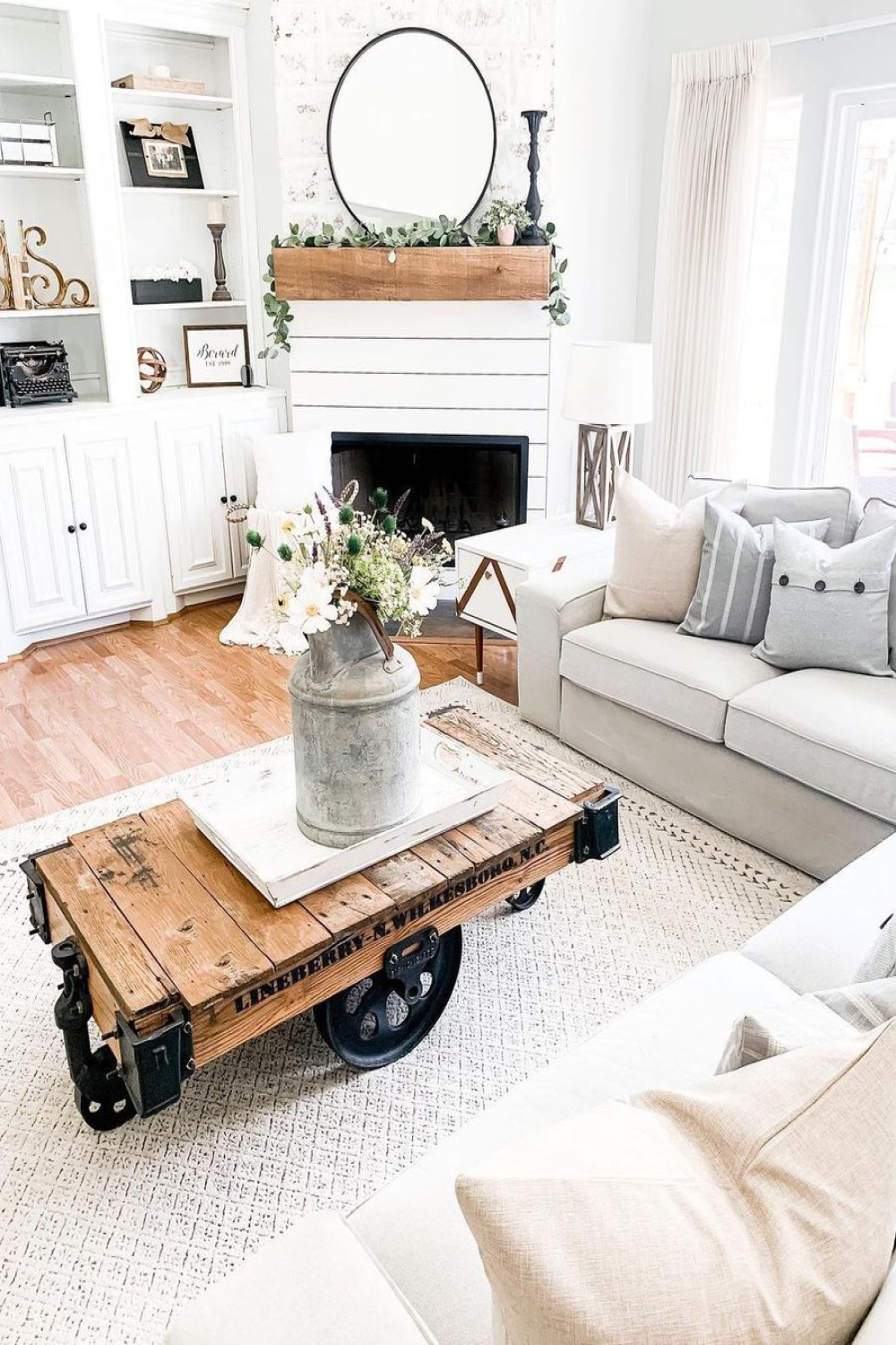 Best Modern Farmhouse Living Room Decor Ideas