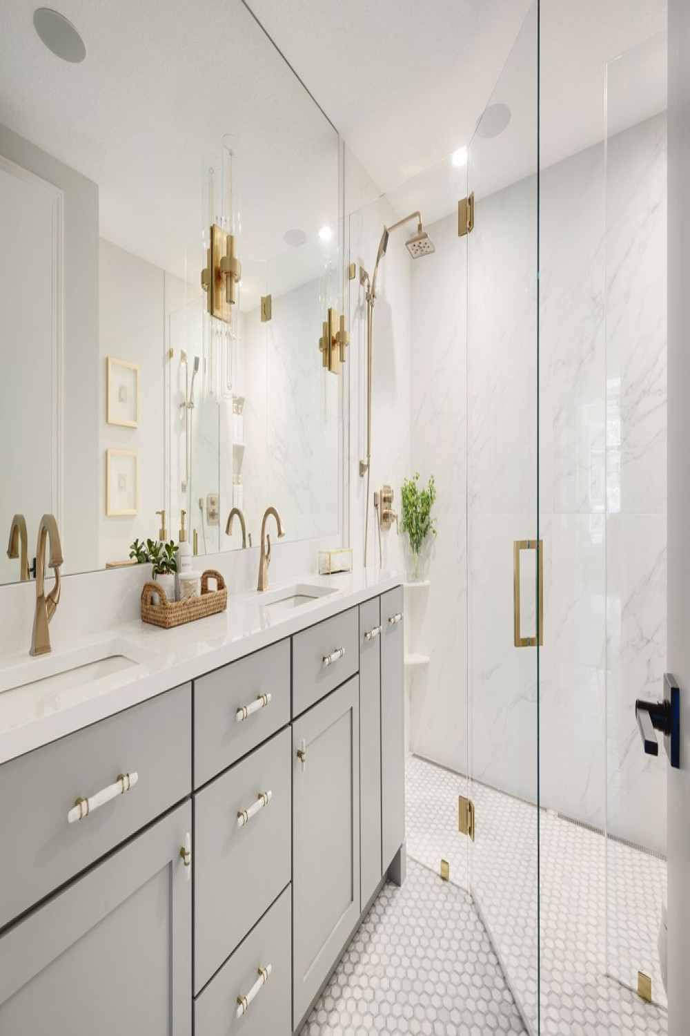 Double Vanity Bathroom Ideas We Love