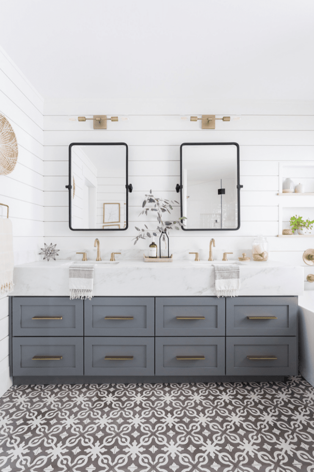 Double Vanity Ideas to Try in Your Bathroom