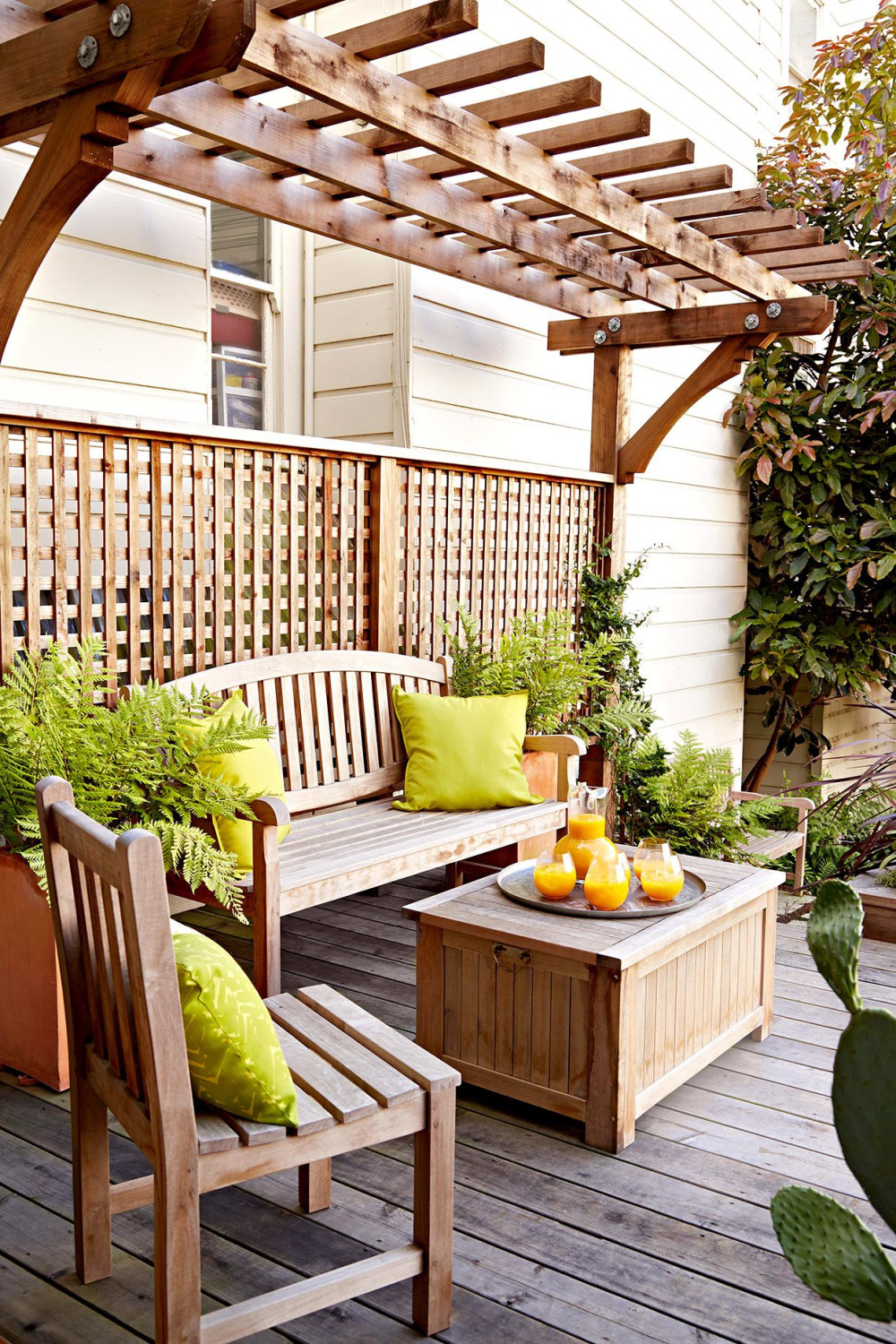 Small-Deck Ideas to Maximize Your Outdoor Living Space