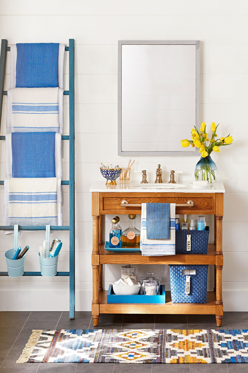 Bathroom Towel Storage Ideas That Are Pretty and Practical