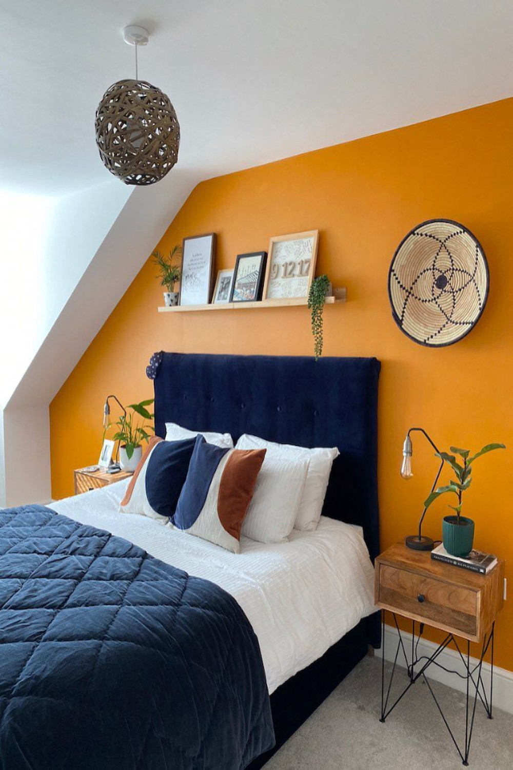 Best Orange Bedroom Ideas
