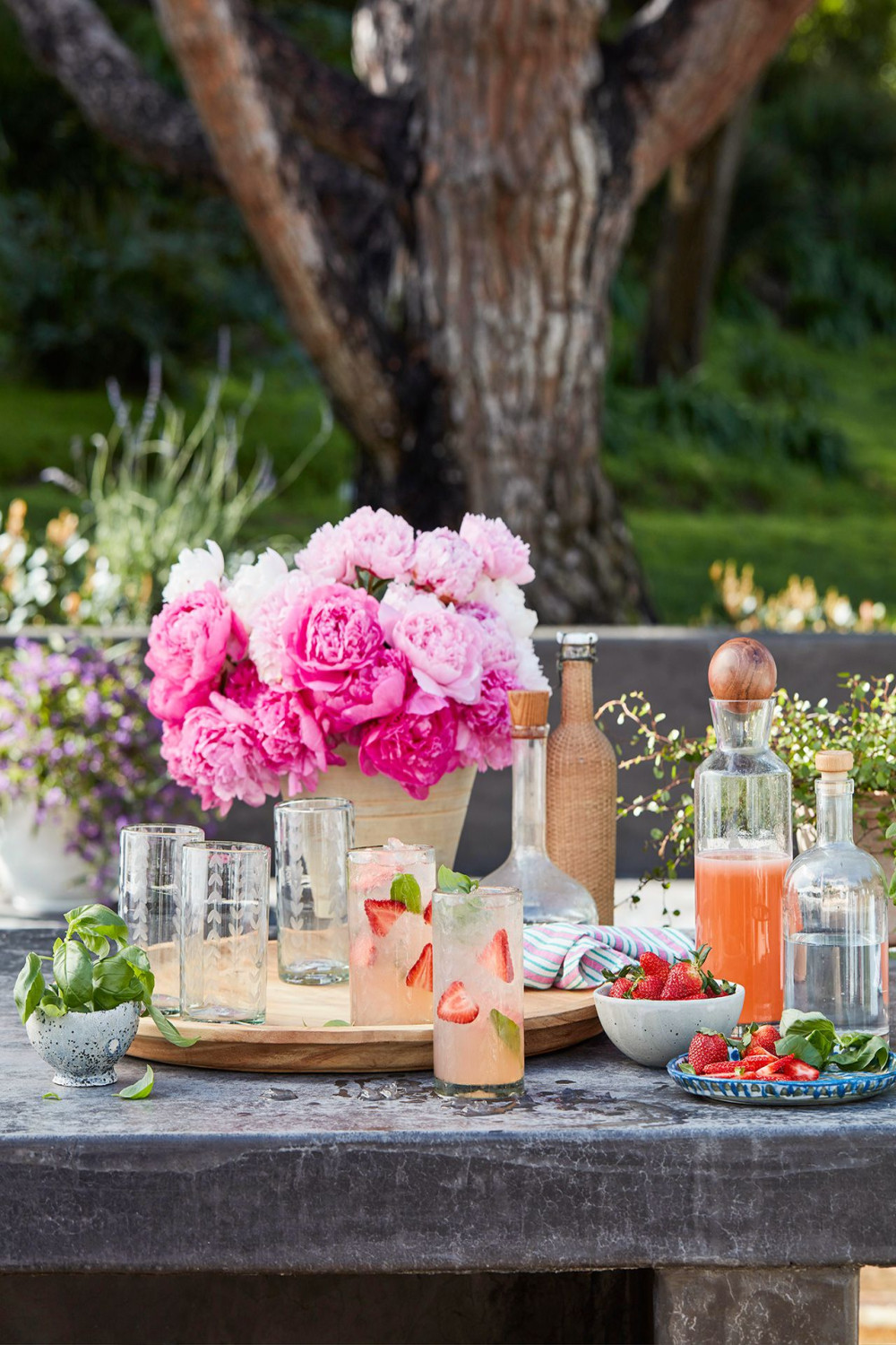 Elegant Garden Party Ideas for Outdoor Entertaining
