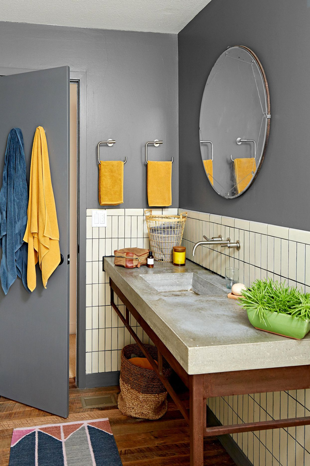 Pretty Bathroom Backsplash Ideas Ranging from Tile to Wallpaper
