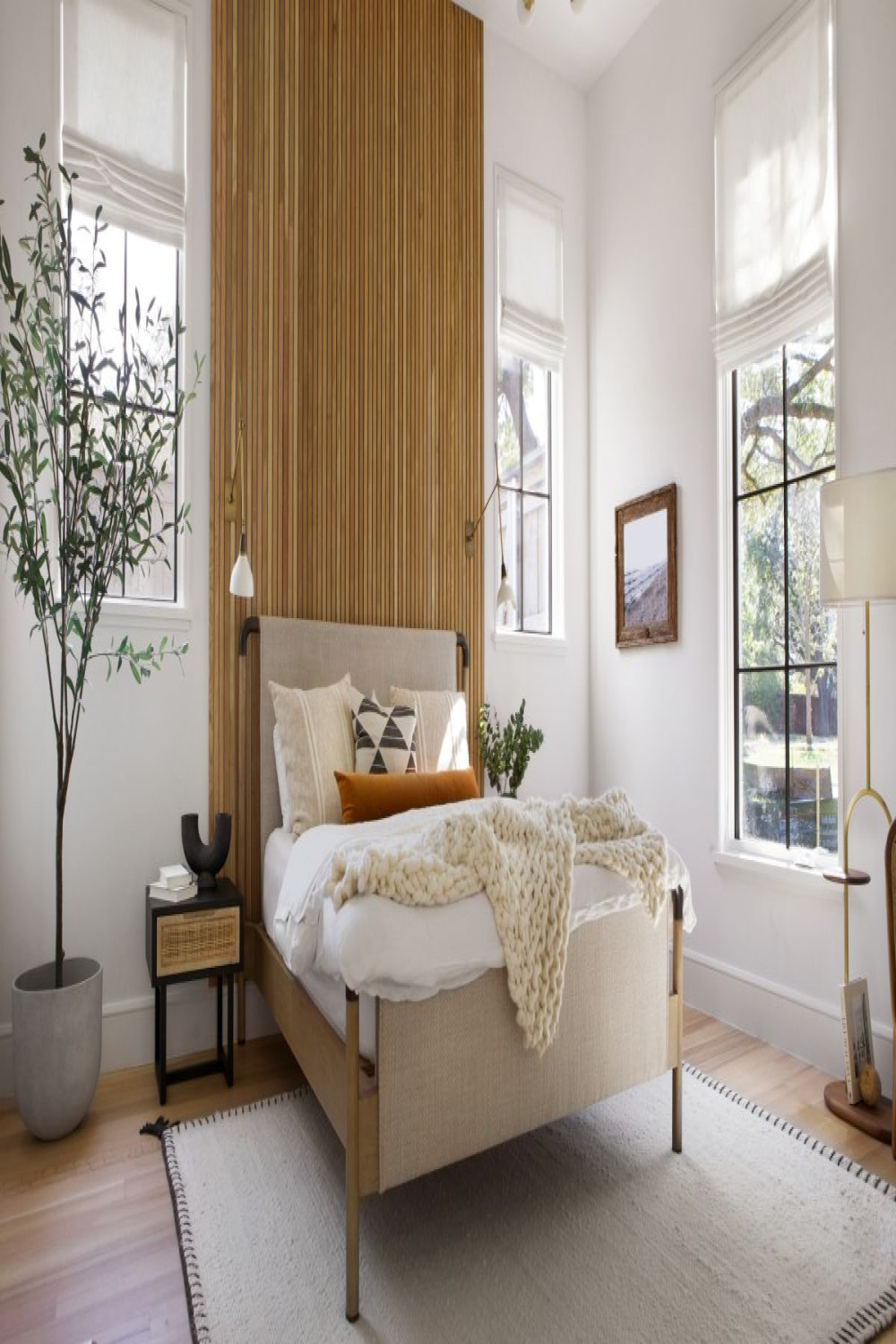 Scandinavian Bedroom Design Options to Help You Get Cozy