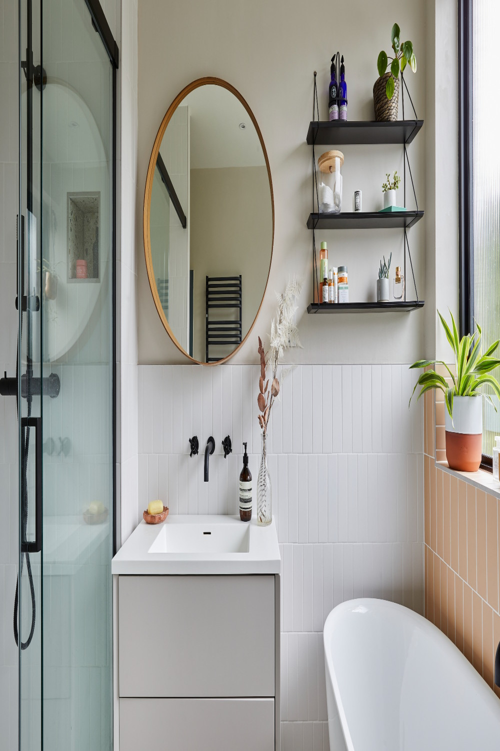 Small bathroom mirror ideas –  small bathroom mirror looks